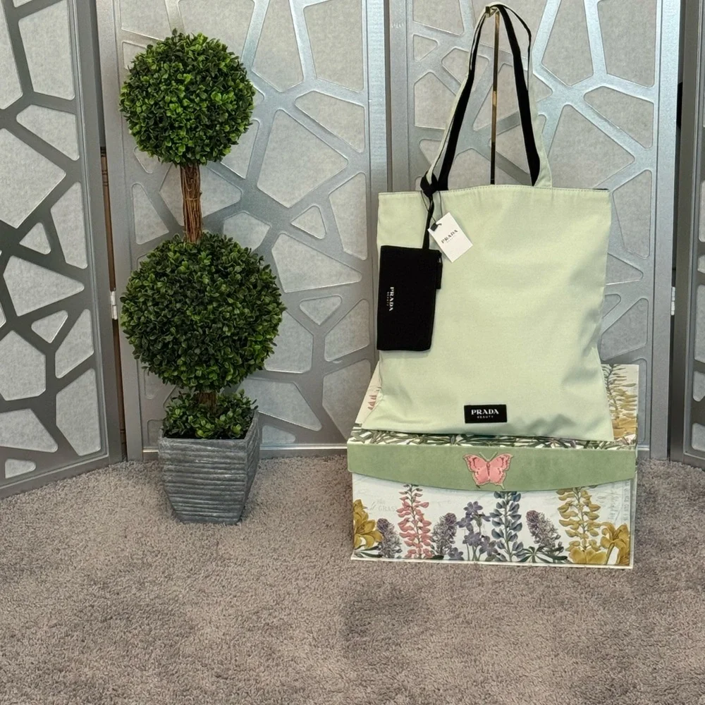 Prada spacious beauty